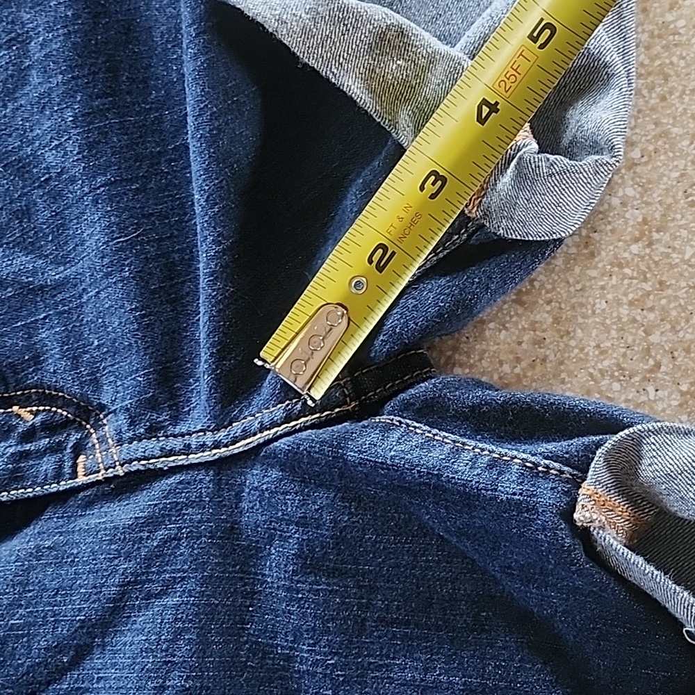 Levi's Cuffed Jean Short Size 32 - Picture 12 of 12